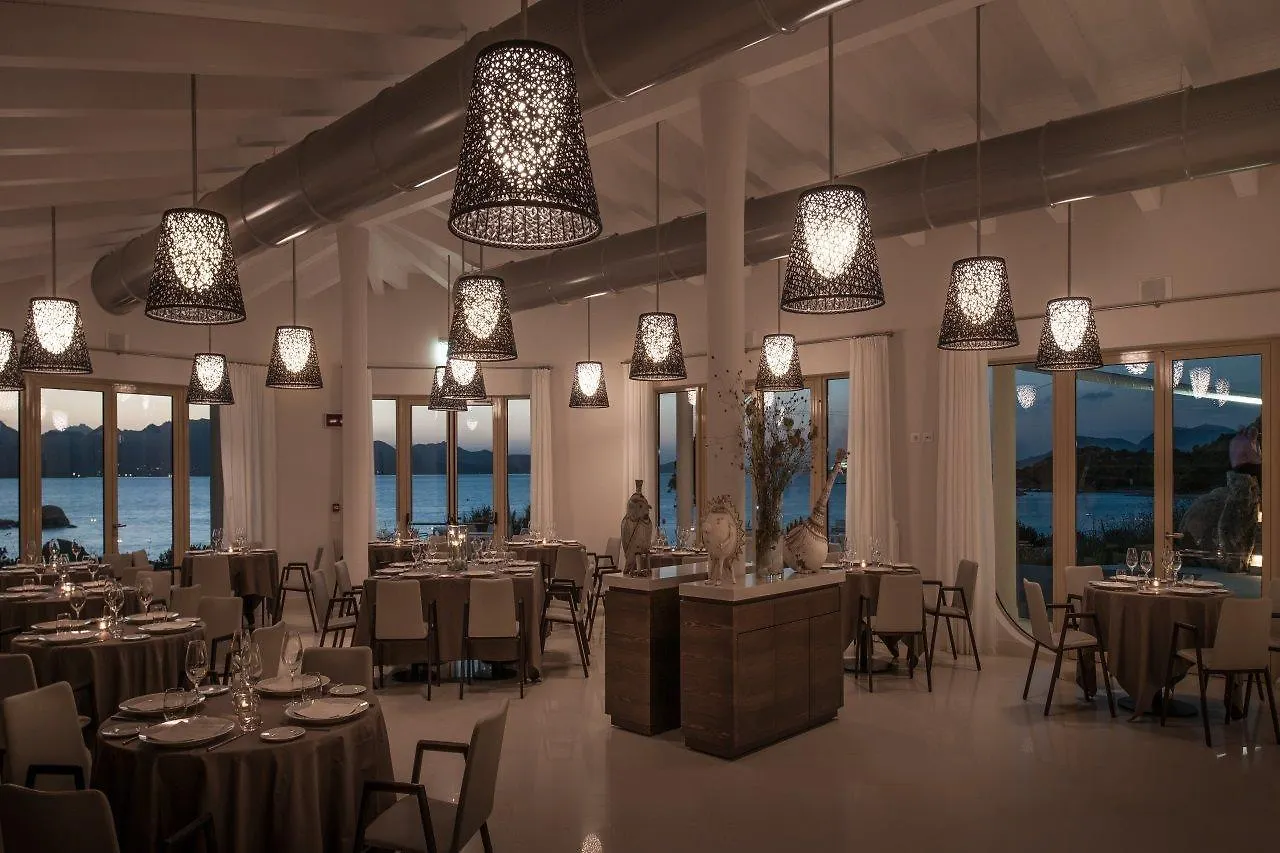 Hotel Cala Cuncheddi - Vretreats Olbia 4*,
